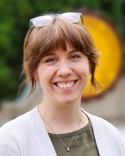 20220310_KatieEdmiston_Headshot