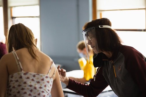 Picture of Jeanneane Wood-Nartker with student