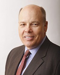 Headshot of Dale Duncan on a white backdrop.