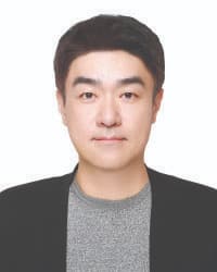The Seventh Sense / 李 京姫 : Kyunghee Lee KYUNG HEE LEE