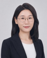 2026-08-Seokyung-Park-headshot-01-200x250