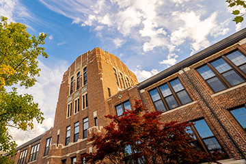 Warriner Hall on Central Michigan University's campus