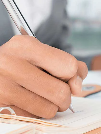 Administrative-Essentials-Graduate-Certificate-420x560