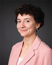 20251028_Veronica_Gregory_200x250