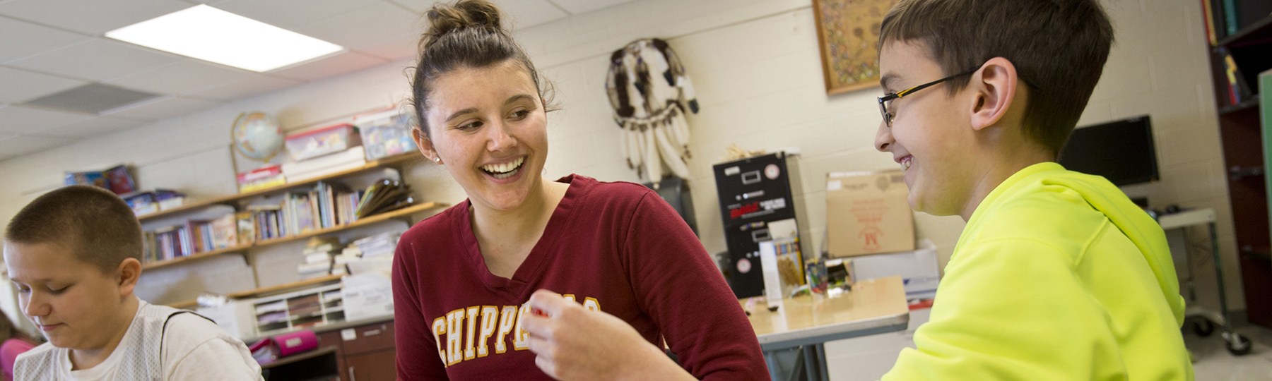 Central Michigan University student works with youth through a mentoring program