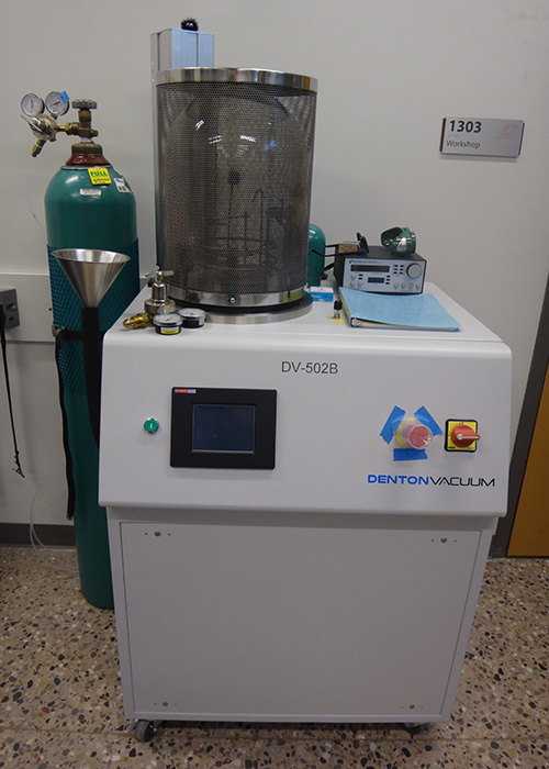 A Denton 502B Carbon Coater in the microscopy lab.