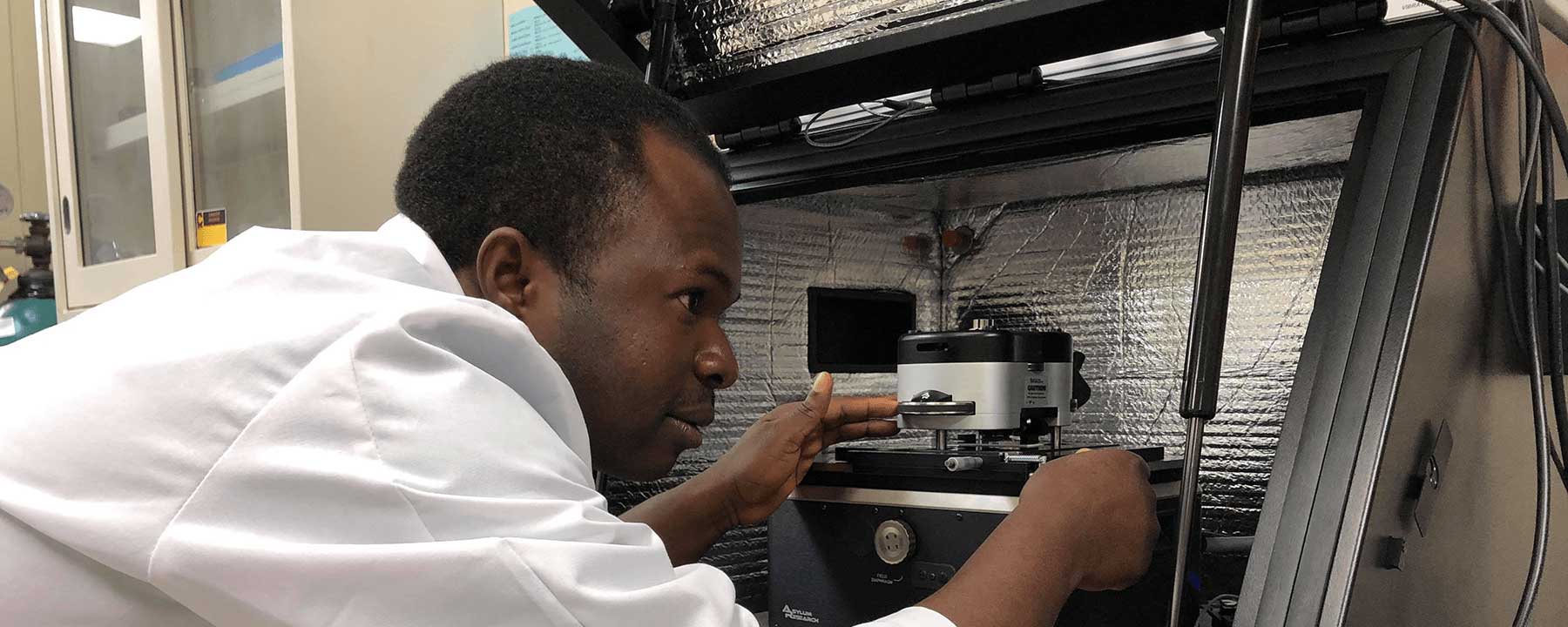 Bernard Kavey preparing samples in the Nanomaterials Research Lab