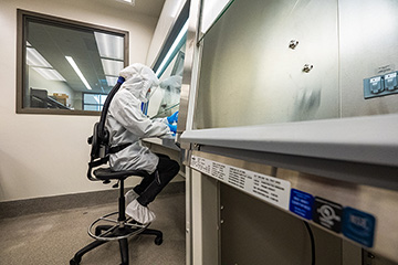The Achilles’ heel of tuberculosis: CMU chemist targets bacteria’s protective shield