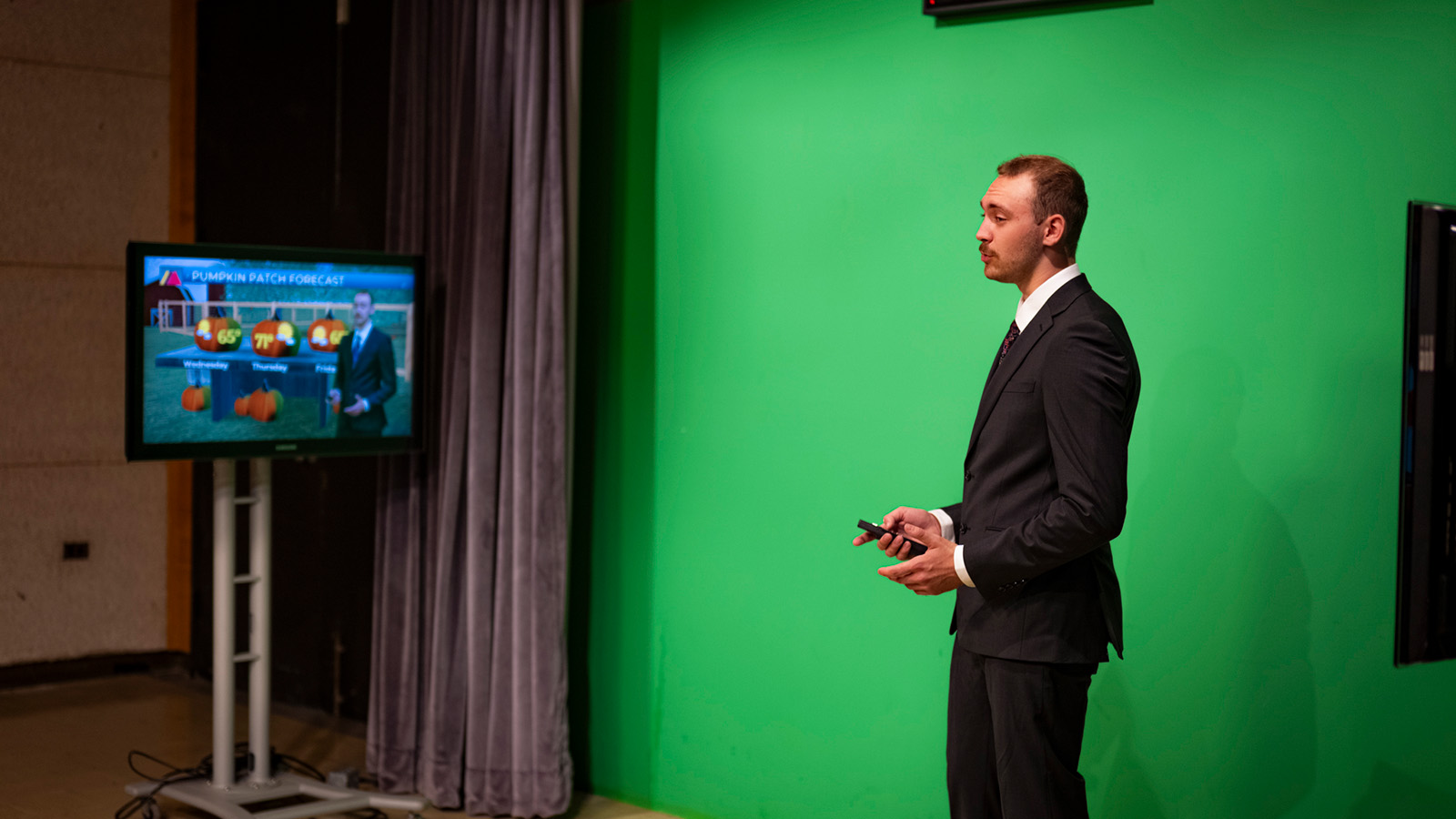 From CMU classroom to the green screen: Alum returns to prepare the next generation of broadcast meteorologists