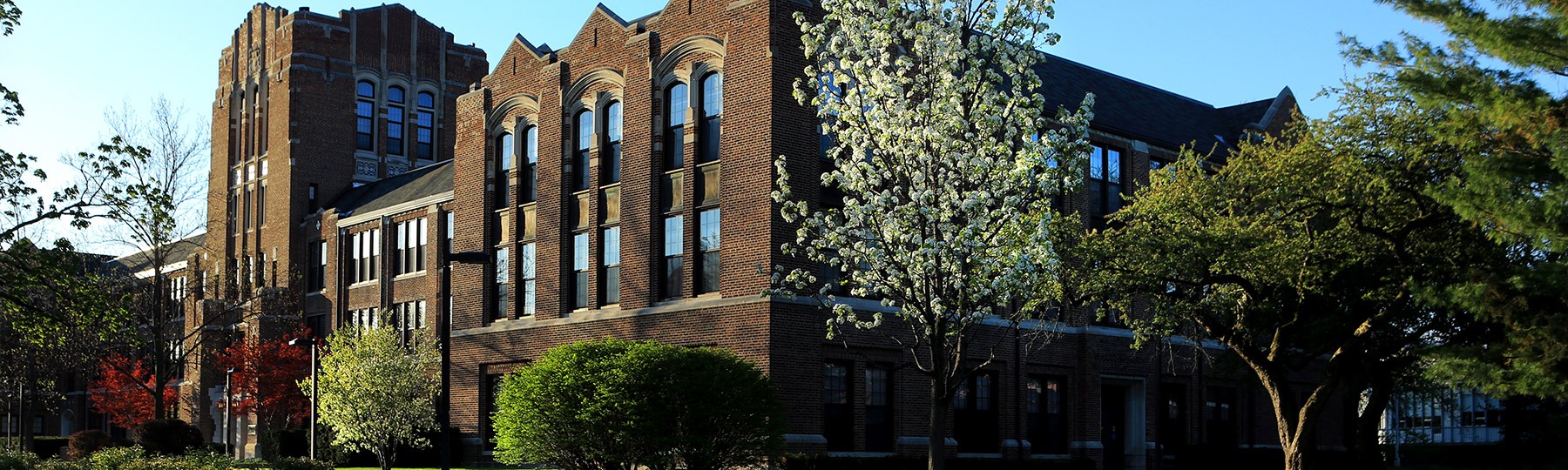 Warriner Hall in the Spring