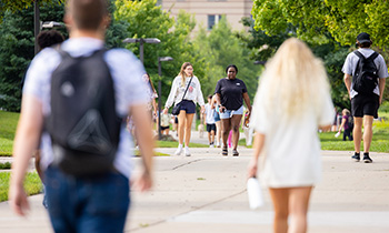 2022-223-0012-Welcome Back Busy Campus-350x210