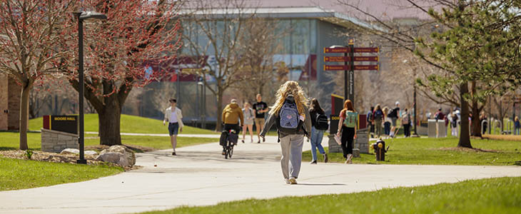 24-04-09 -0022-Spring Scenics