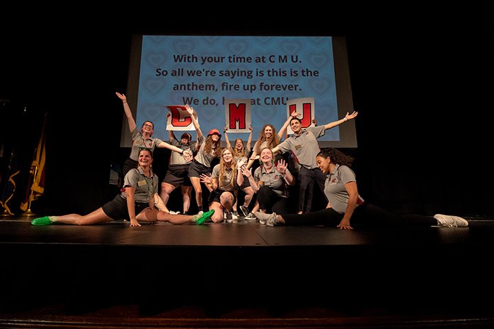 Our talented team of orientation leaders put on an exciting performance inside Plachta Auditorium to close out orientation.