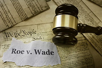GettyImages-1042539004-Roe v Wade-360x240