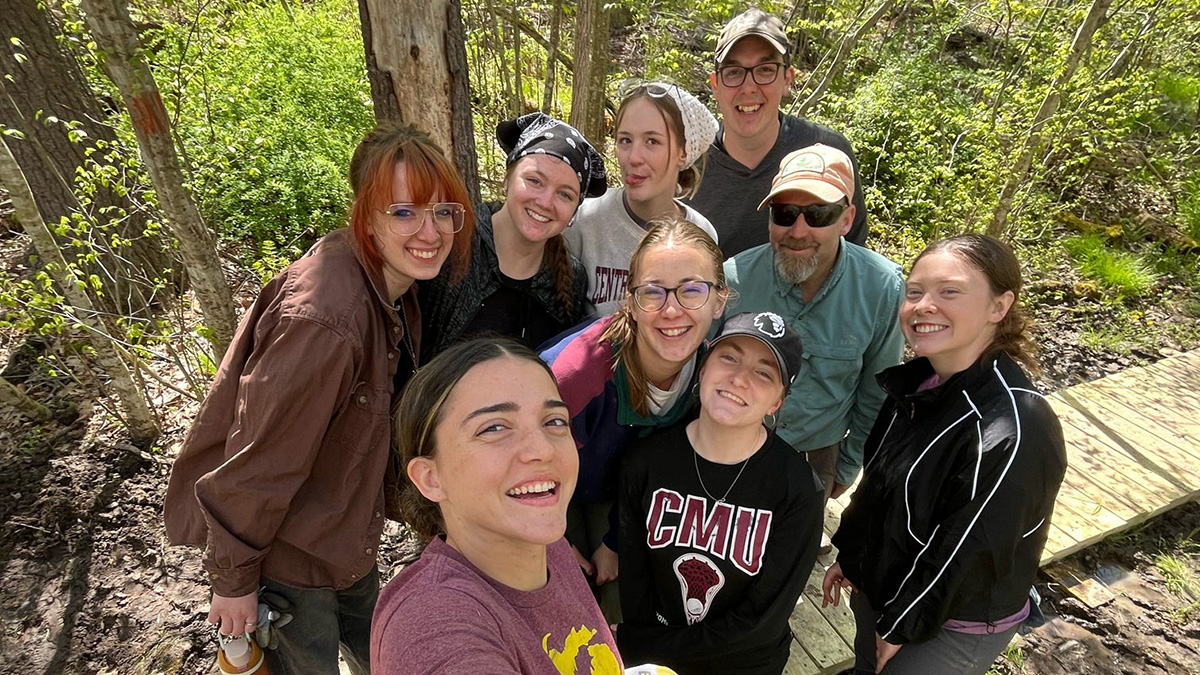 CMU side quest summer: Alternative breaks