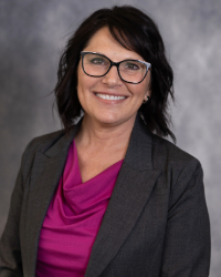 Julie Maurer Headshot 200x250