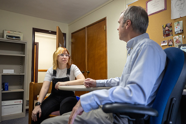 Alyxczia Thurlow and Dr. Matthew Prewett research Does Team Building Work?