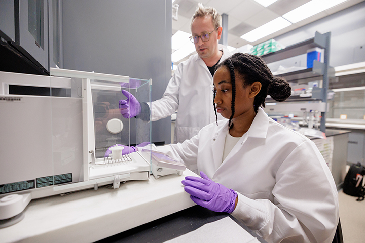 Lillie Spates and Anthony Chappaz Lillie Spates and Dr. Anthony Chappaz research Depositional Conditions of Late Cambrian Stromatolites during the McNair Research Institute 2026.