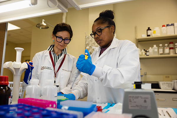 Zayna Goode and Dr. Mariana Rosca research How Does the Redox Enzyme Nicotinamide Nucleotide Transhydrogenase (NNT) Regulate the Function of Cardiac Mitochondria