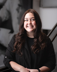 Lexi headshot 200x250