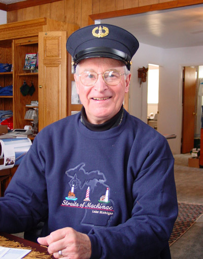 Capt-Dick-smiling